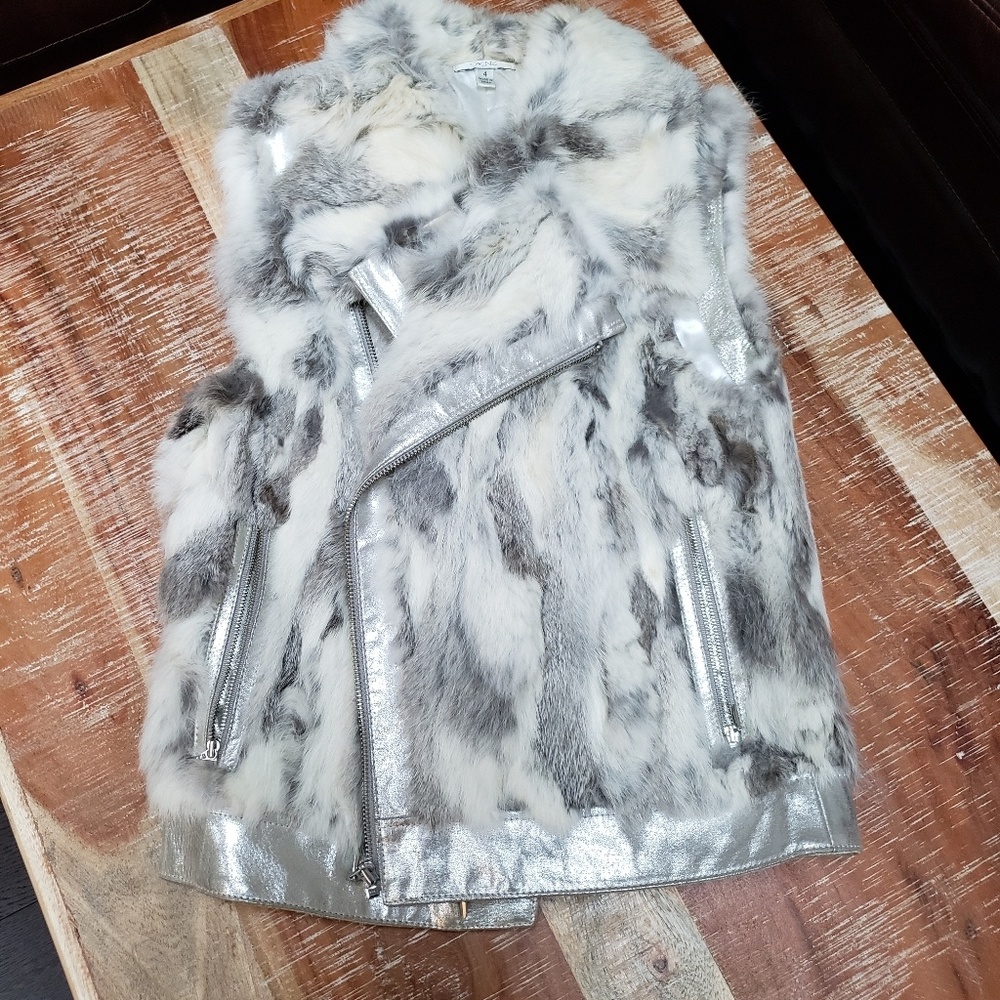 Fur vest